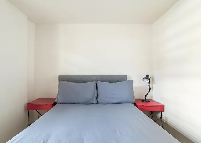 A102 - 1 Bedroom - 1 Bth *