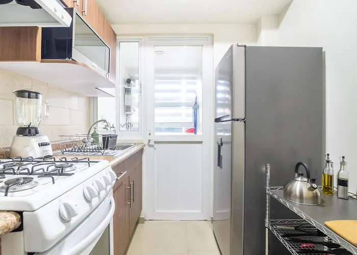 A102 - 1 Bedroom - 1 Bth Apartamento *